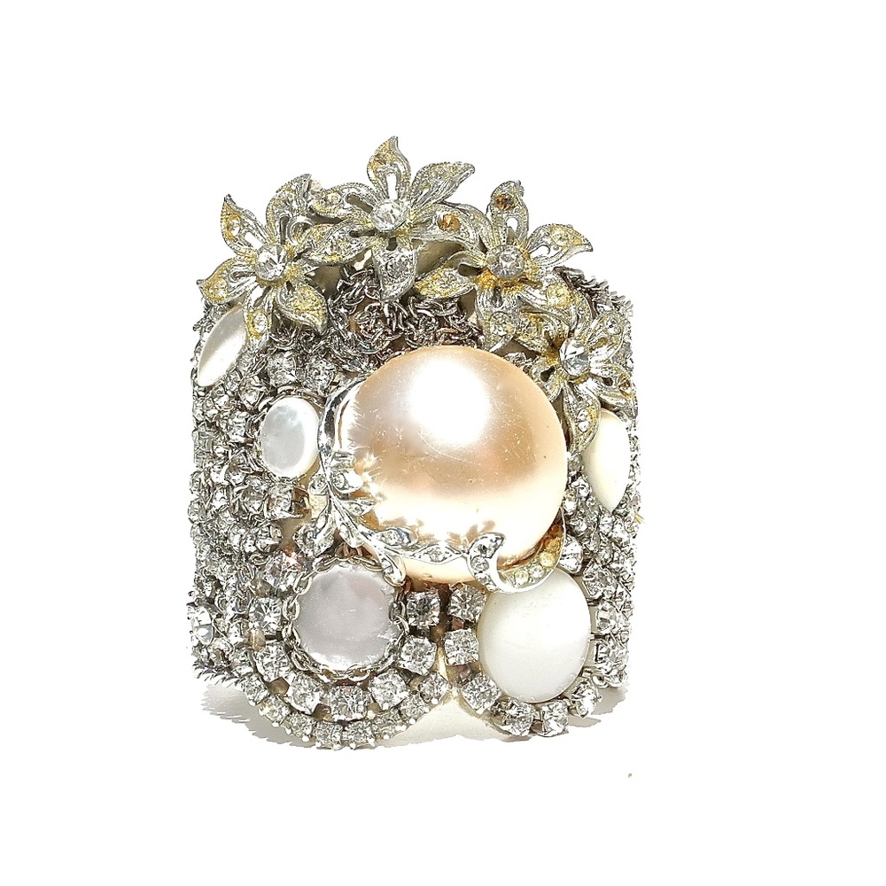 Stunning Cuff Bracelet Vintage Jewels